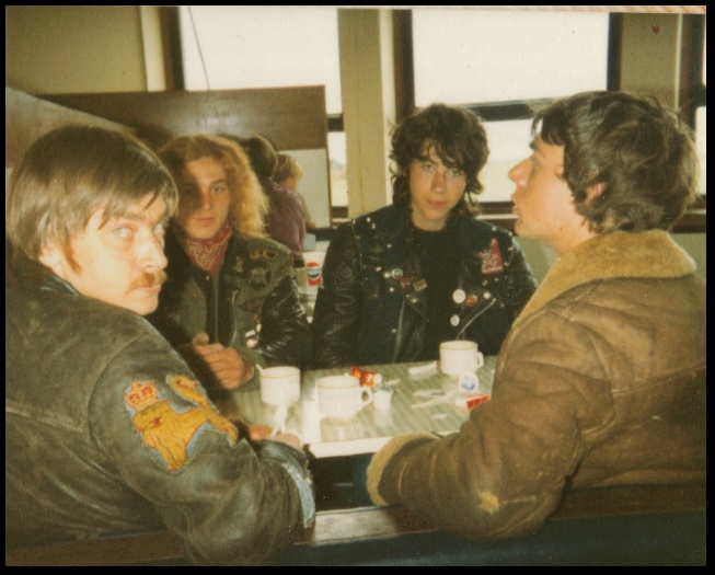 640x511 pixels (118K)